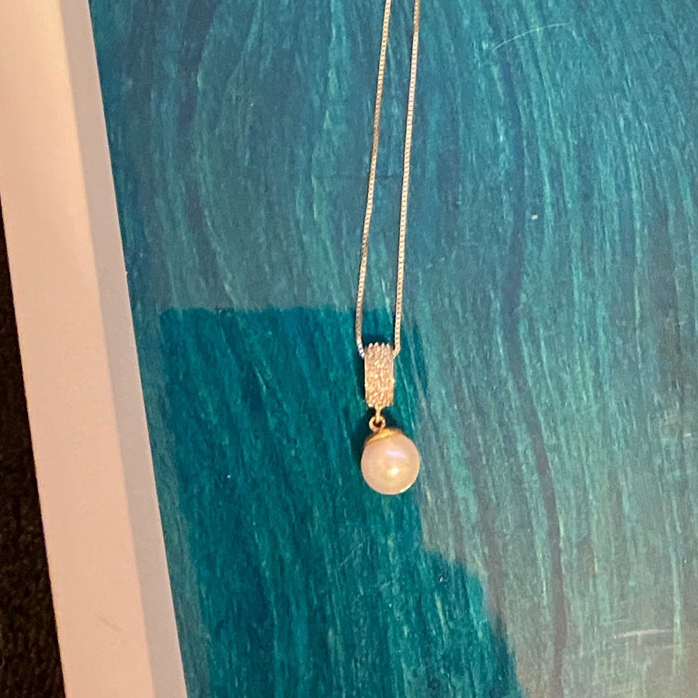Pearl necklace